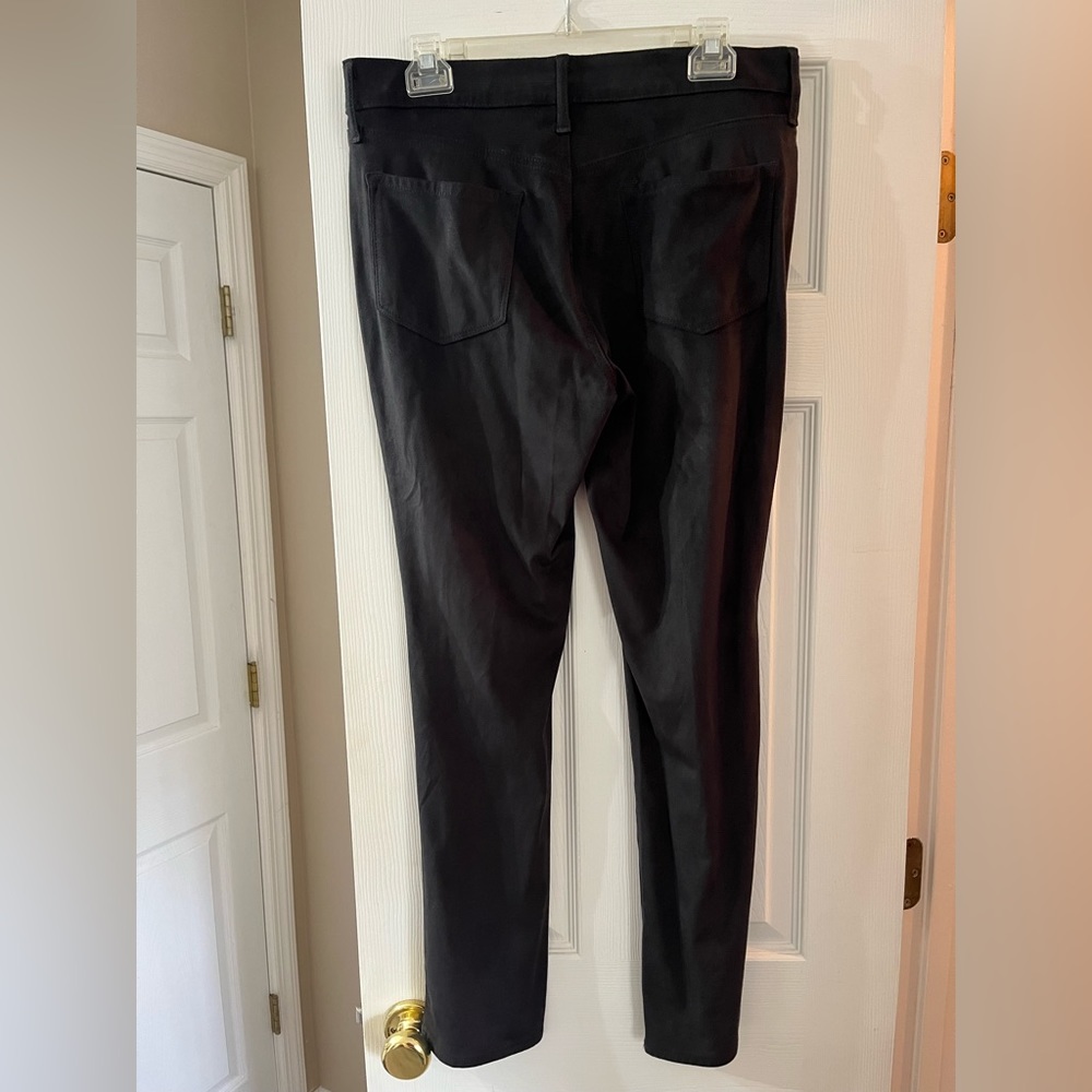 Gloria Vanderbilt black suede pants.